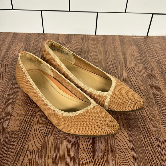 Vionic Flats Dahlia Women's Size 5 Toasted Nut Knitted Ballet Pointed Toe - Picture 1 of 6